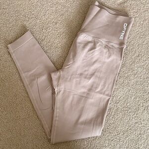 Dyfne Women's Beige Leggings